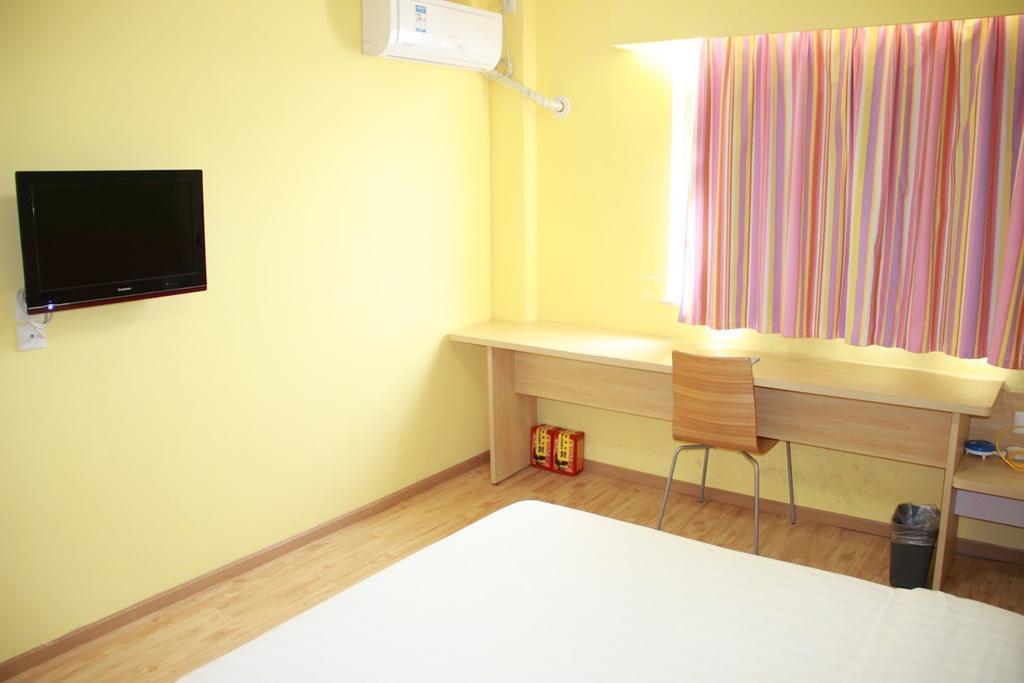7Days Inn Foshan Beijiao Nanchang Road ซุ่นเต๋อ ภายนอก รูปภาพ